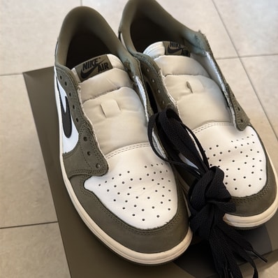 Nike Air Jordan 1 Low OG "Medium Olive and Summit White"