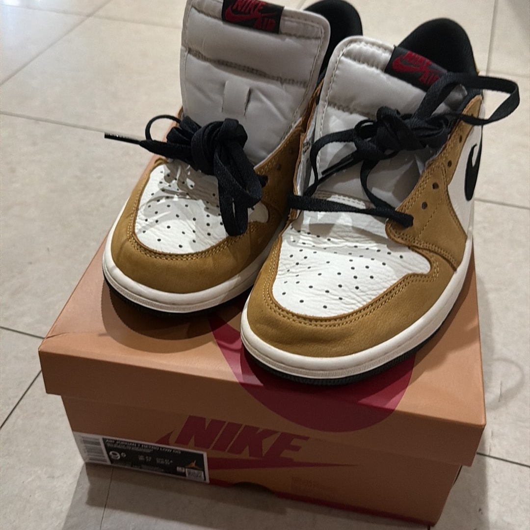 Nike Air Jordan 1 Low OG "Rookie of the Year/Sail and Golden Harvest"
