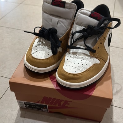 Nike Air Jordan 1 Low OG "Rookie of the Year/Sail and Golden Harvest"