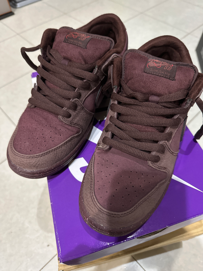 Nike SB Dunk Low PRM City of Love "Burgundy"