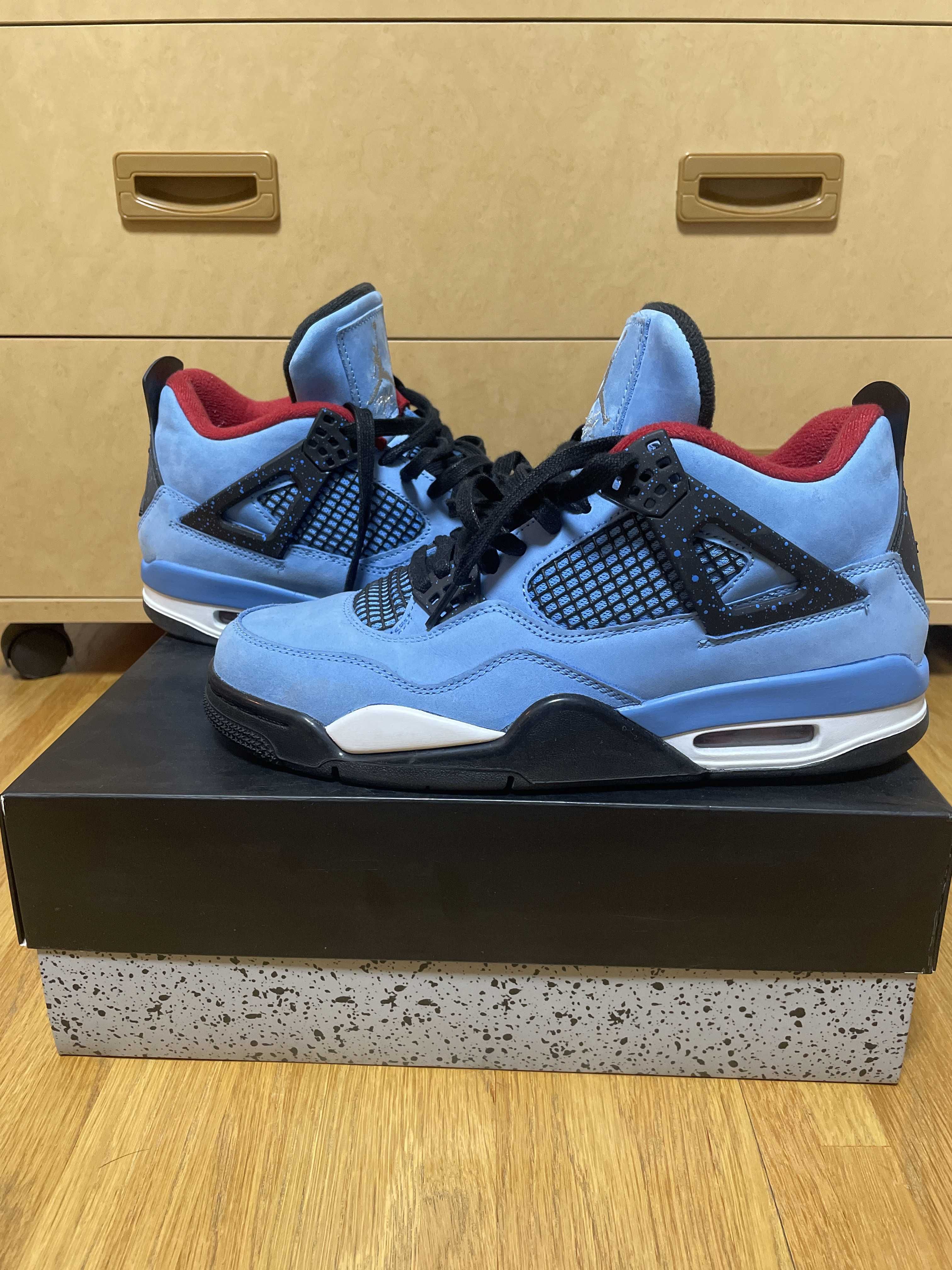 Travis Scott × Nike Air Jordan 4 Retro Cactus Jack "University Blue"