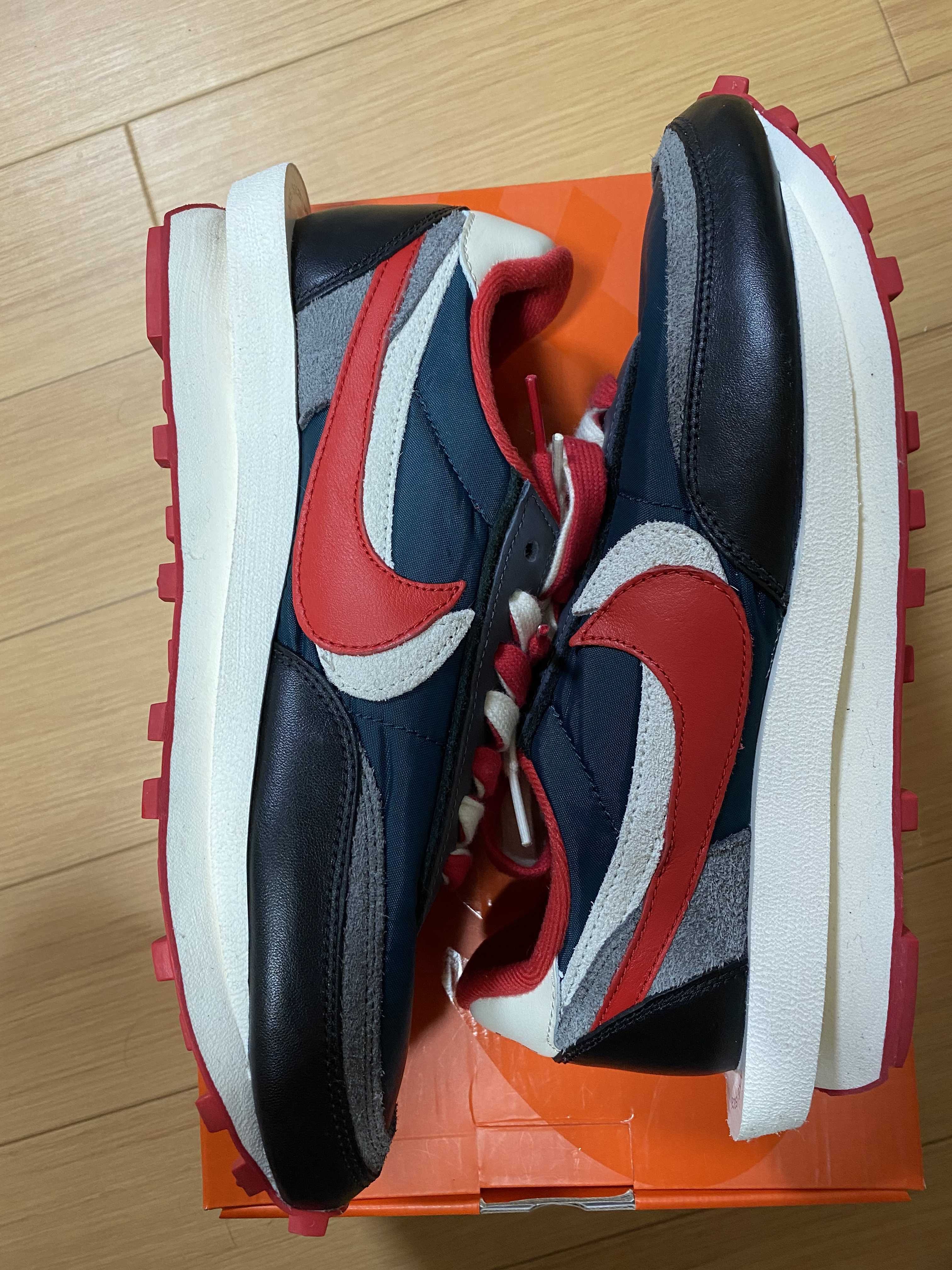 UNDERCOVER × sacai × Nike LD Waffle "Midnight Spruce/Pale Ivory-Dark Grey-University Red"
