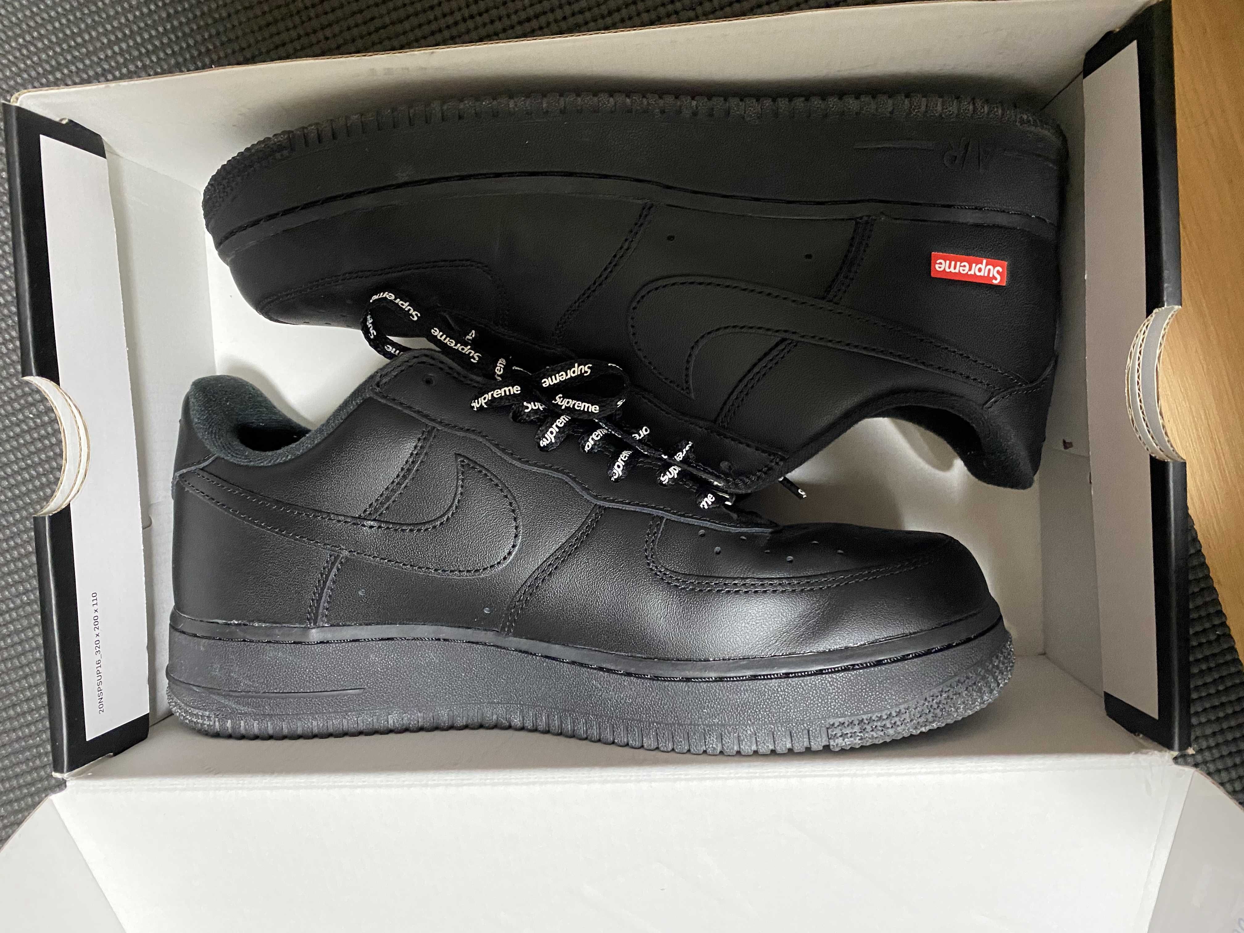 Supreme × Nike Air Force 1 Low "Black"