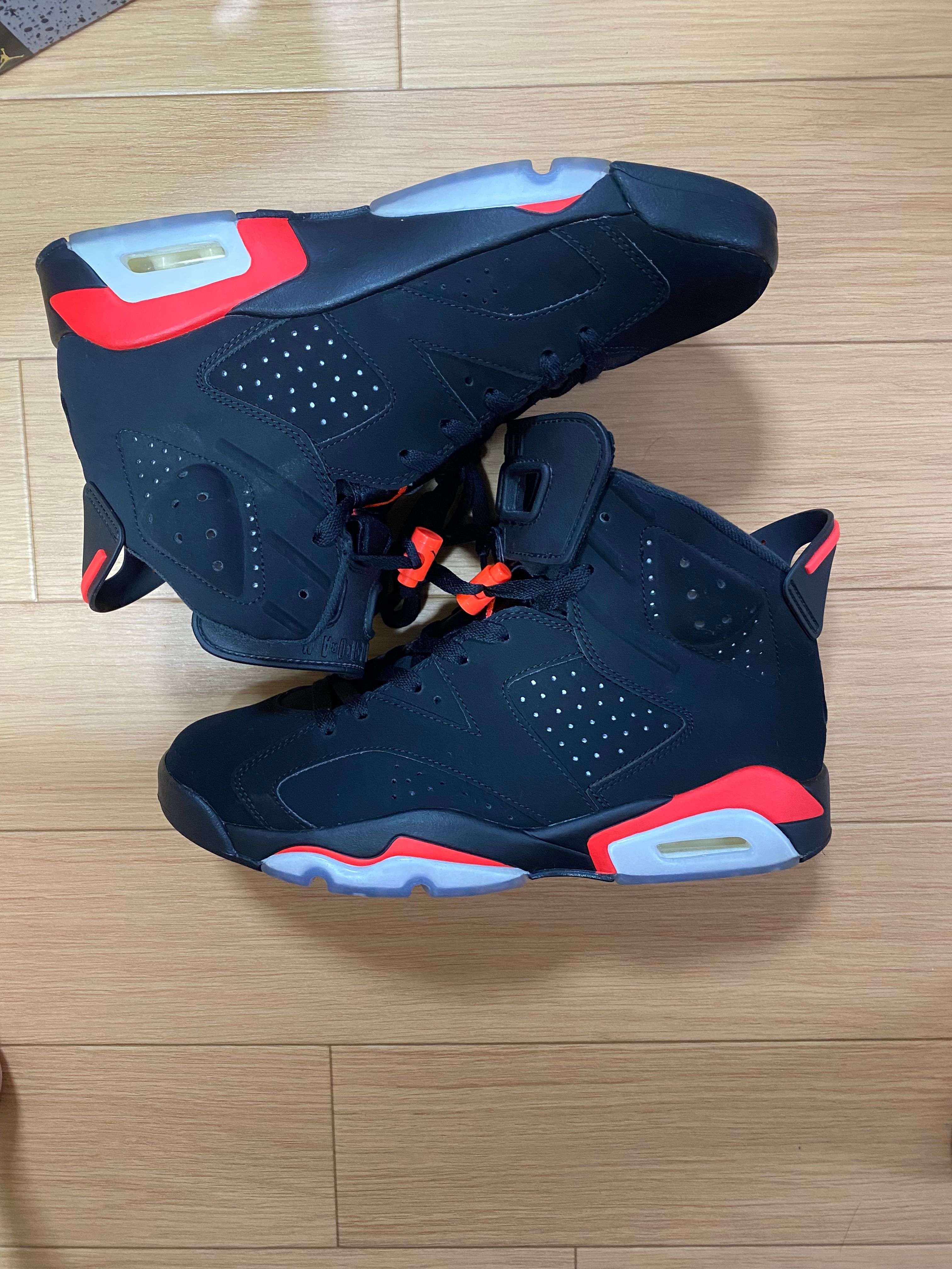 Nike Air Jordan 6 Retro OG "Black/Infrared"