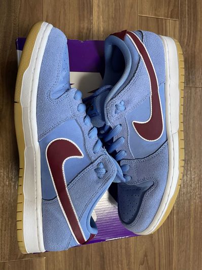 Nike SB Dunk Low Pro "Philadelphia Phillies/Valor Blue and Team Maroon"