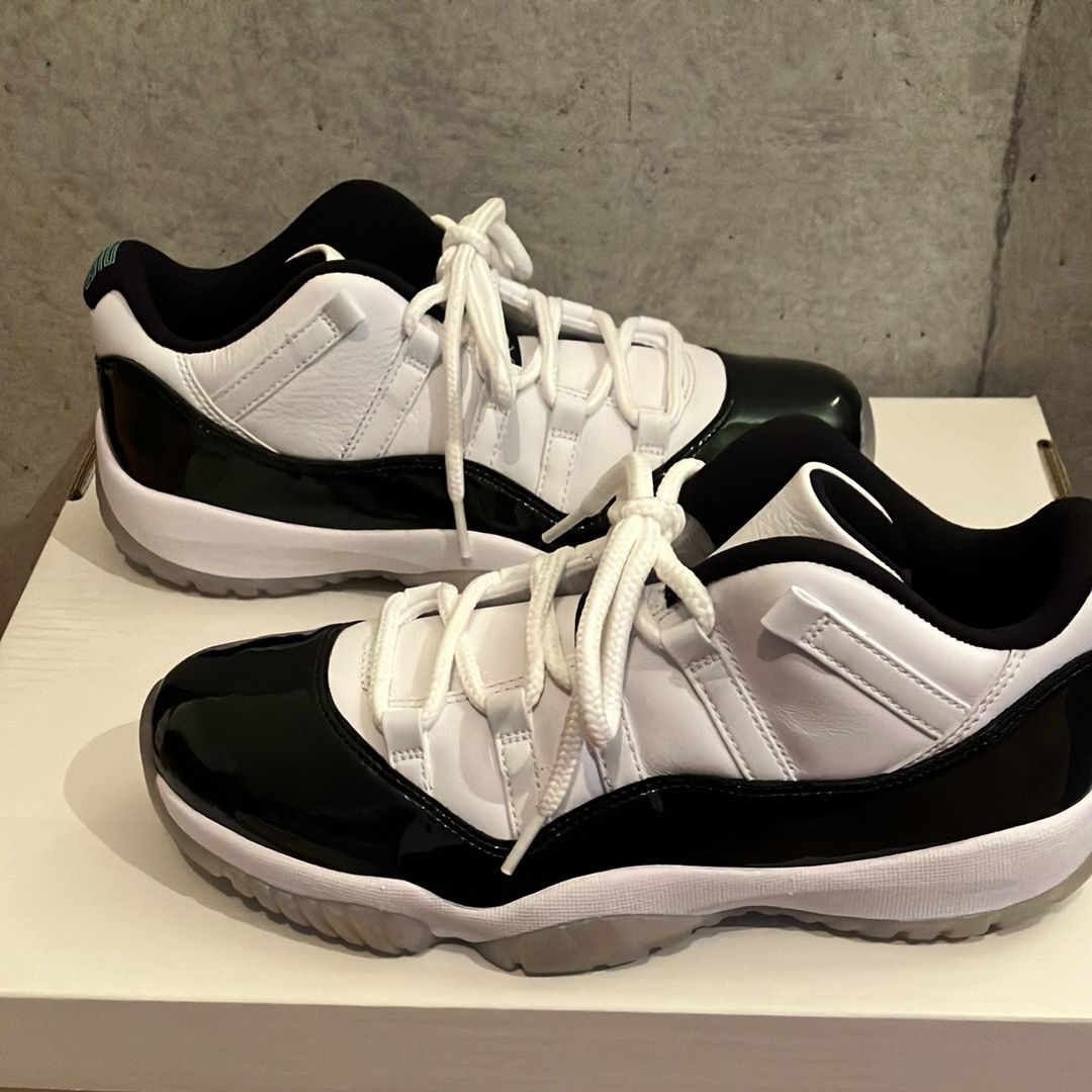 NIKE AIR JORDAN 11 LOW EASTER