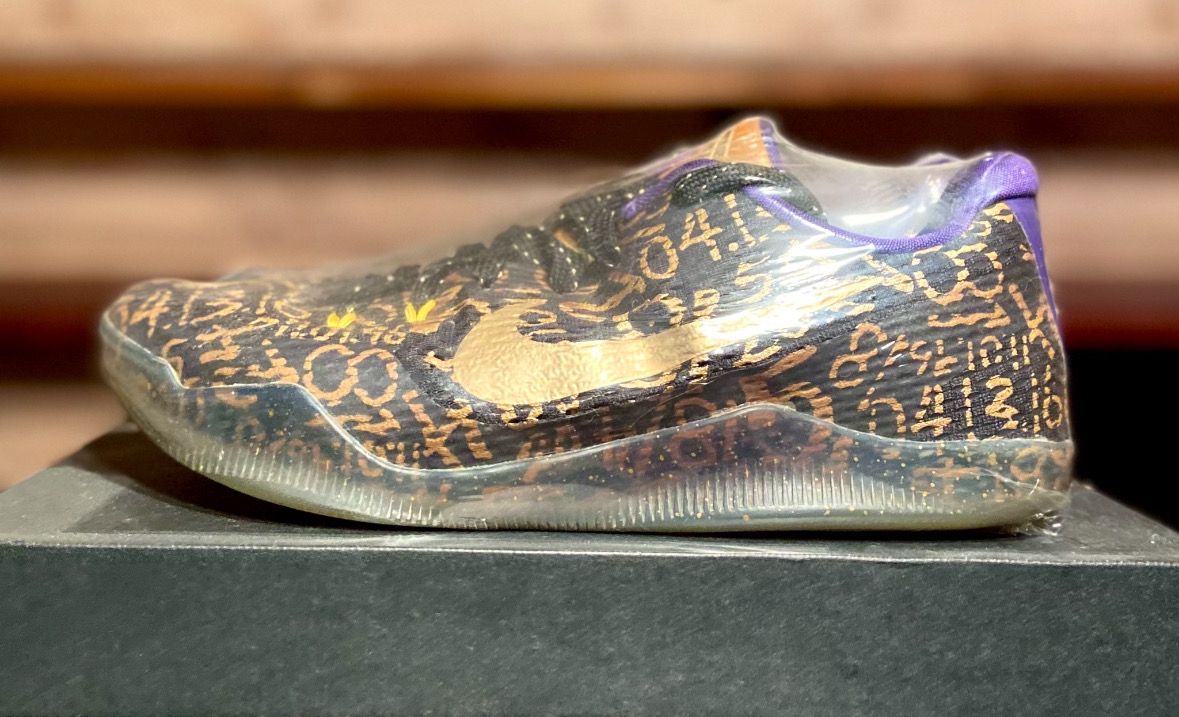 Nike Kobe 11 Mamba Day ID "Multi" (2016)