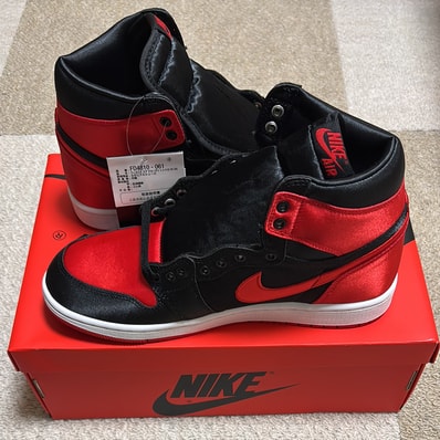 Nike Women's Air Jordan 1 Retro High OG "Satin Bred"