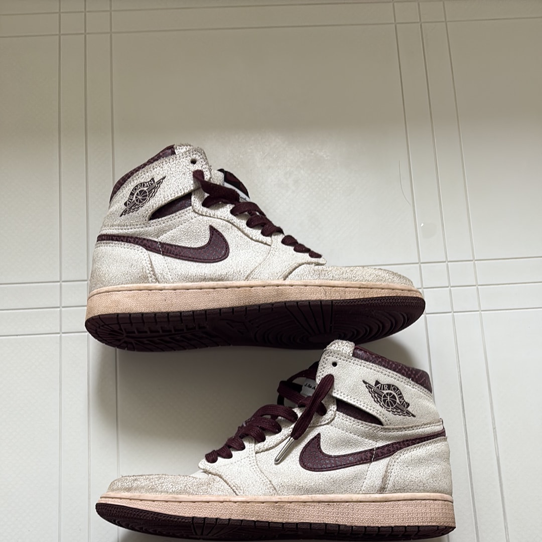 A Ma Maniere × Nike Air Jordan 1 Retro High OG "Sail and Burgundy"