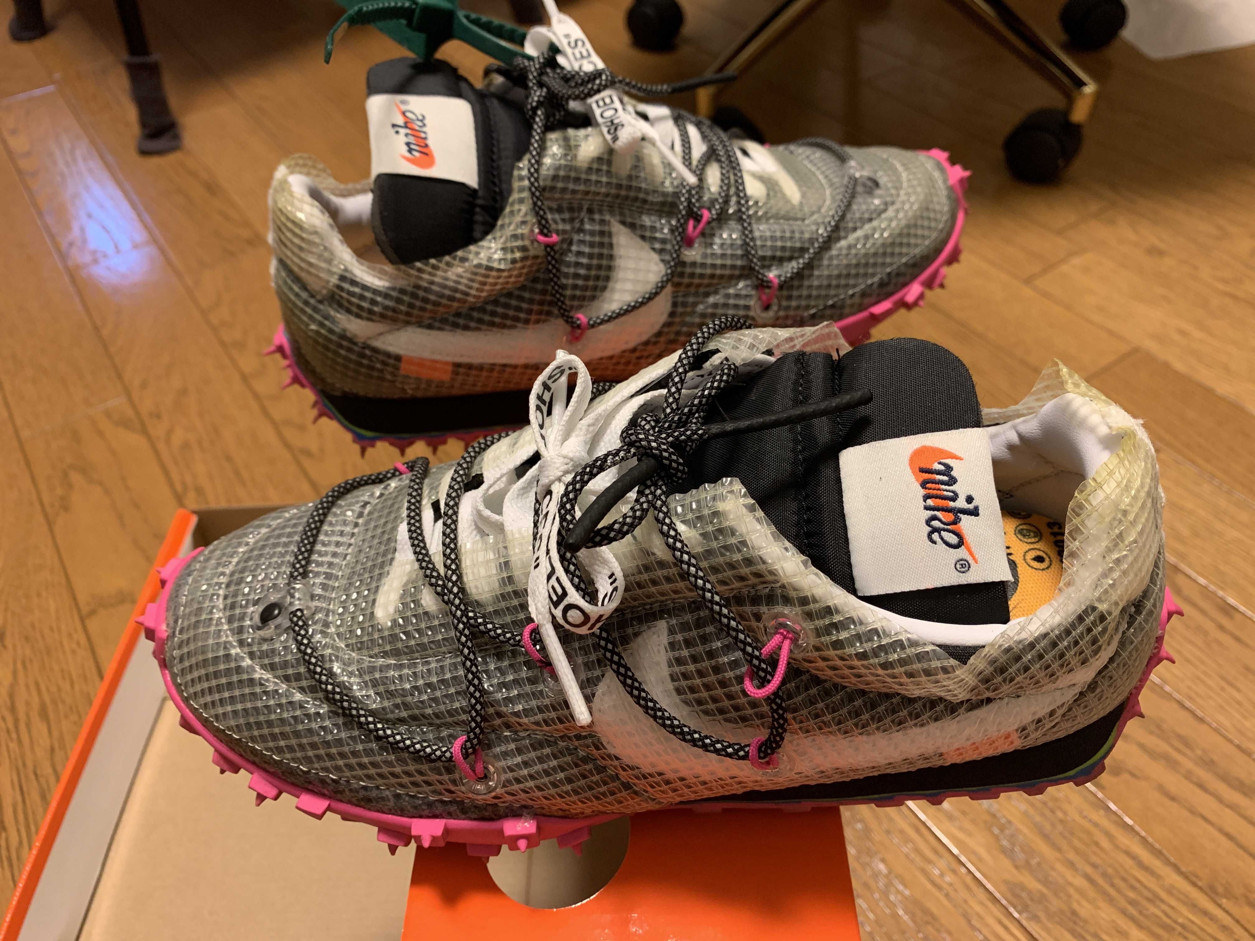 Off-White×Nike Women's Waffle Racer "Vivid Black"