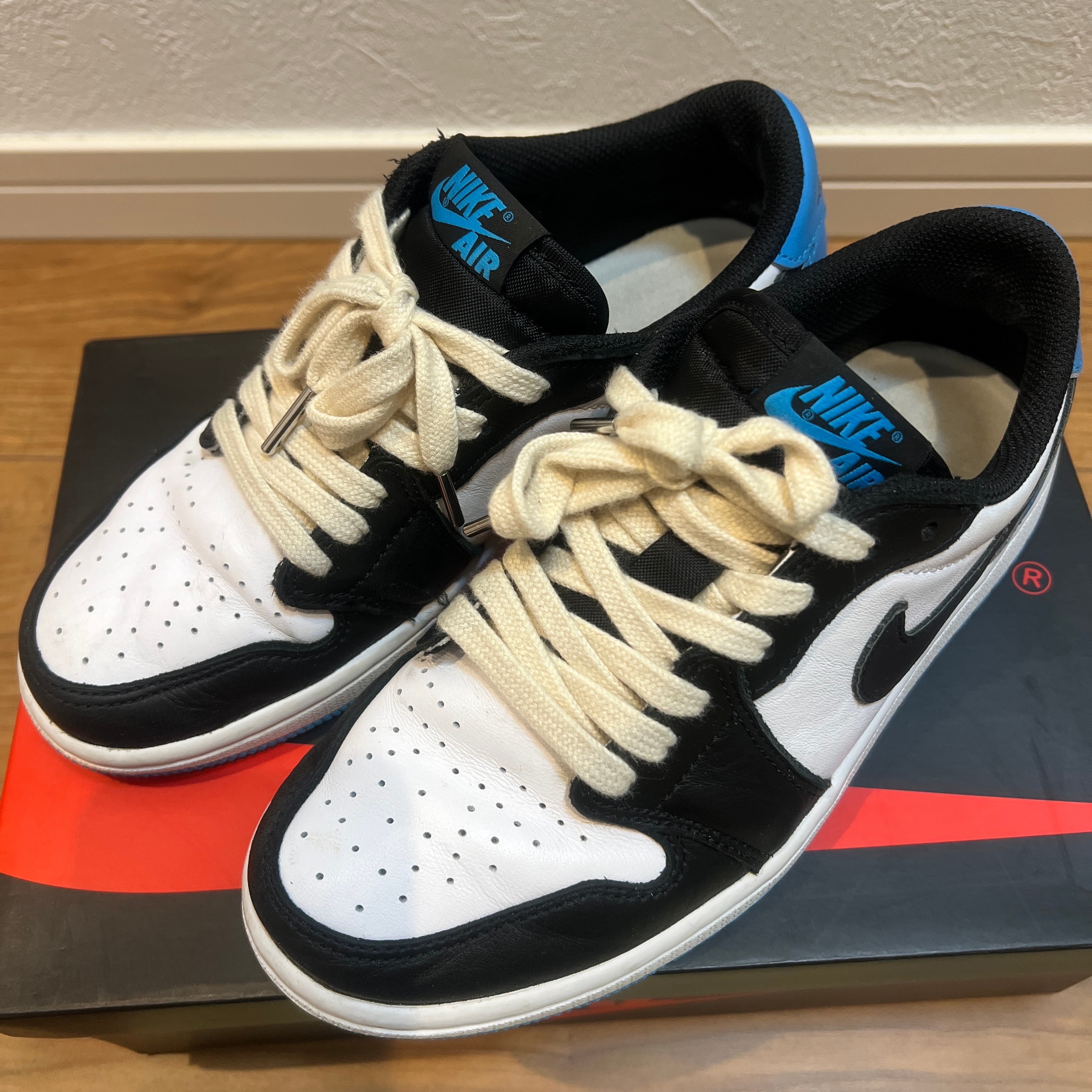 Nike Women's Air Jordan 1 Low OG "Black and Dark Powder Blue/UNC"