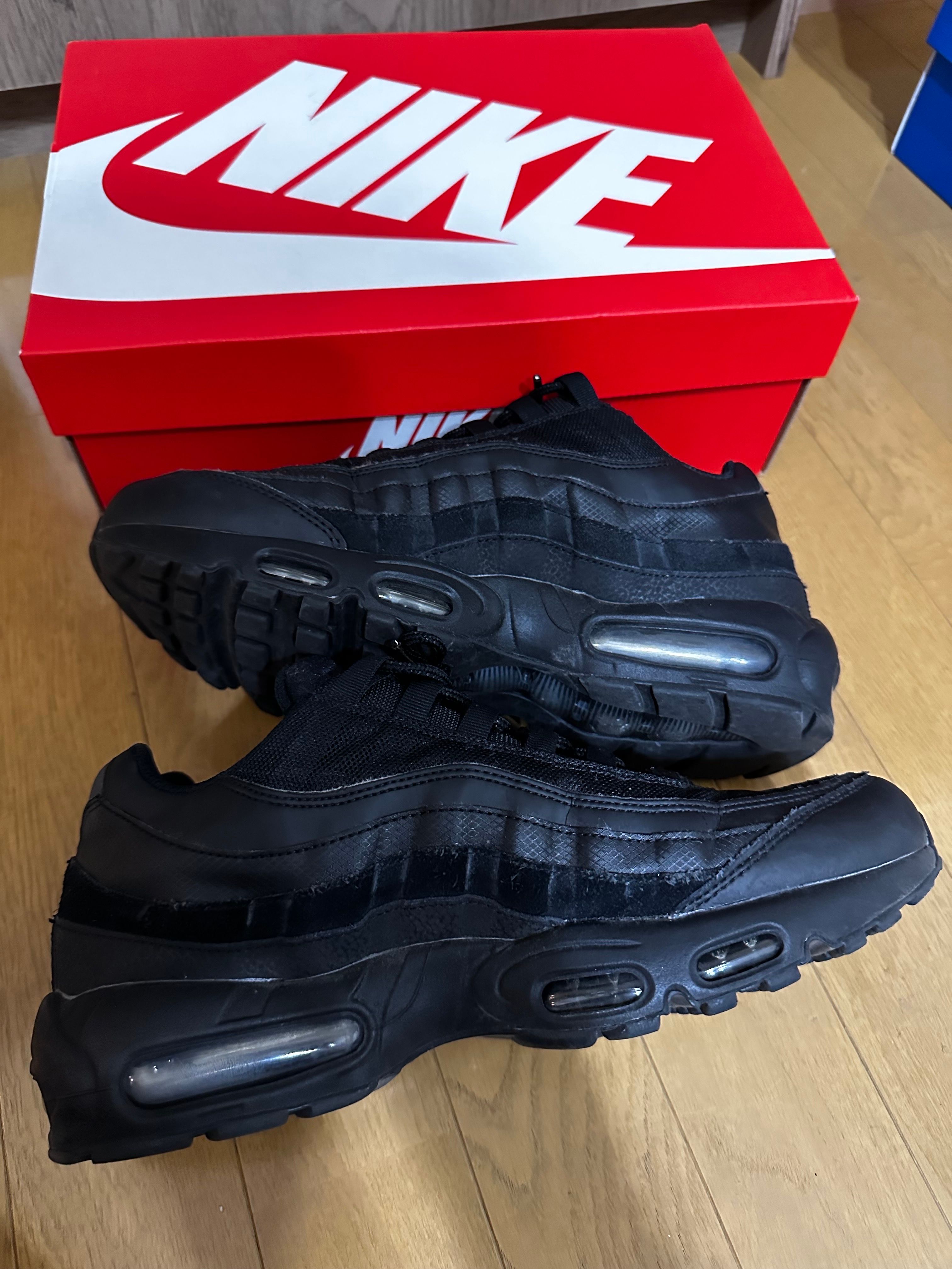 Nike Air Max 95 Essential "Black/Dark Grey/Black"