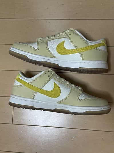 NIKE Women's DUNK LOW "LEMON DROP"