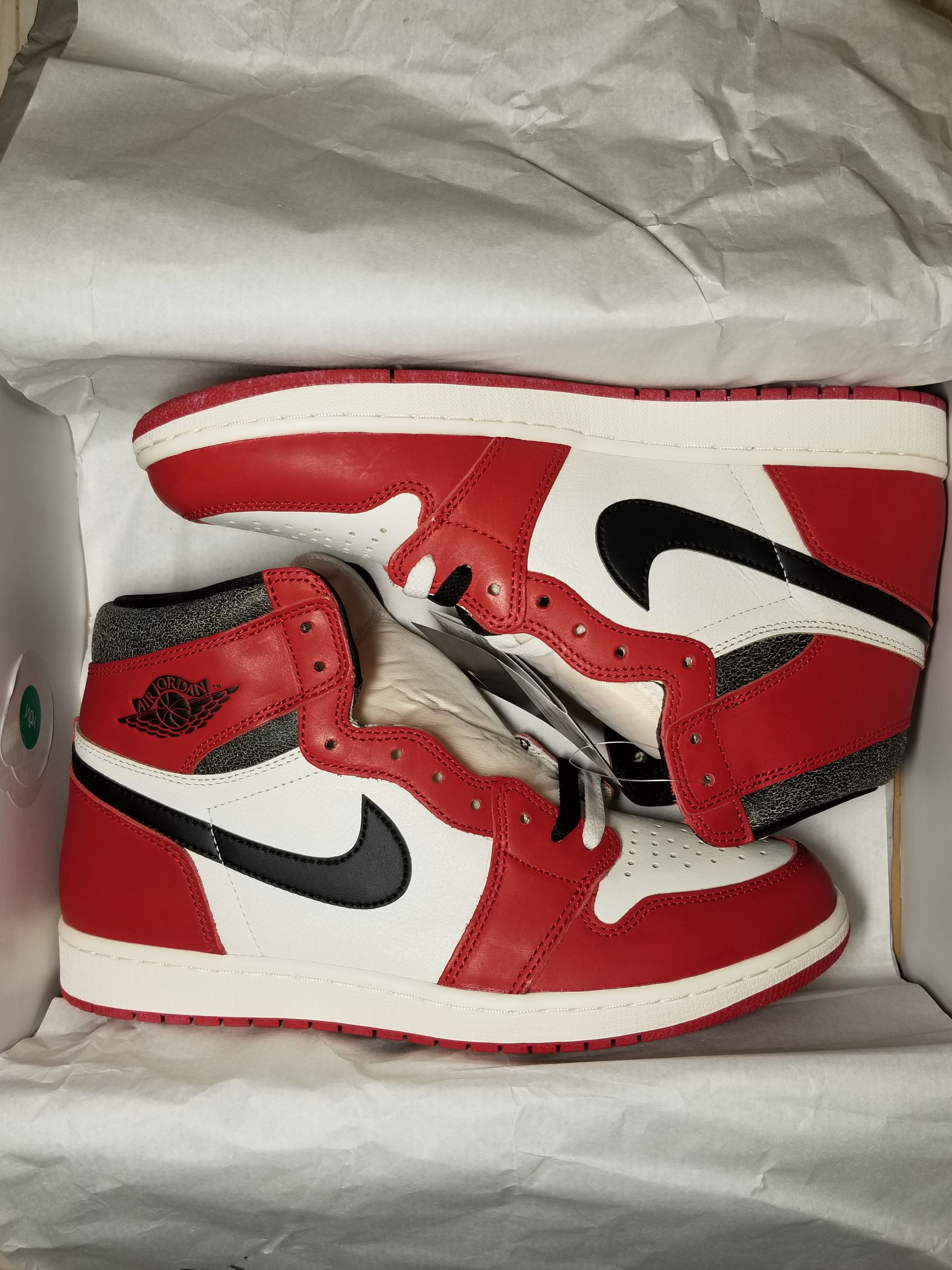 Nike Air Jordan 1 High OG "Lost & Found/Chicago"