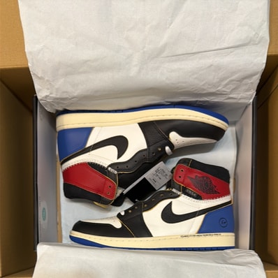 fragment design × UNION × Nike Air Jordan 1 High OG "Black/Varsity Red"