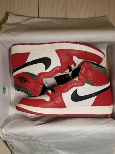 Nike Air Jordan 1 High OG "Lost & Found/Chicago"