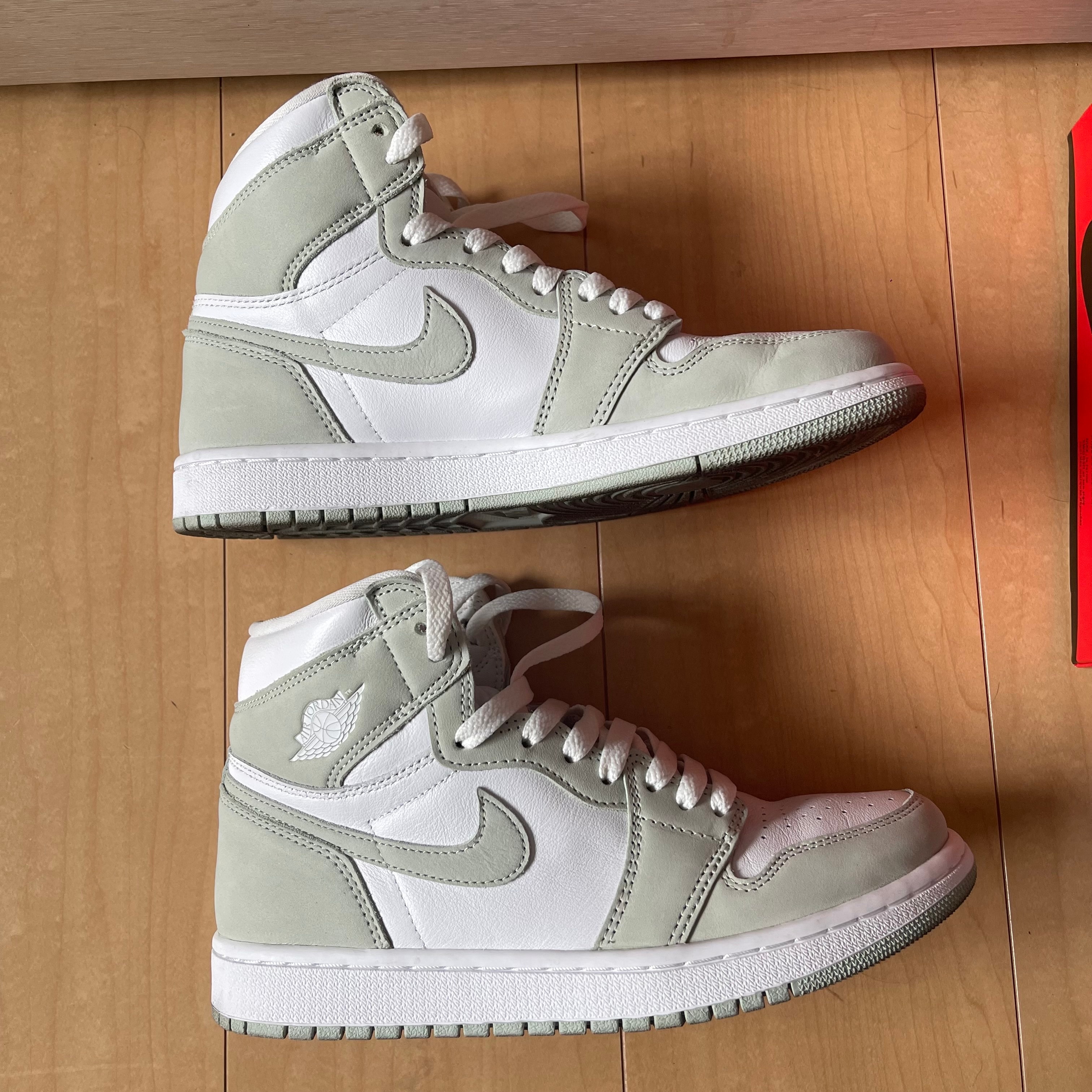 Nike Women's Air Jordan 1 High OG "Seafoam"