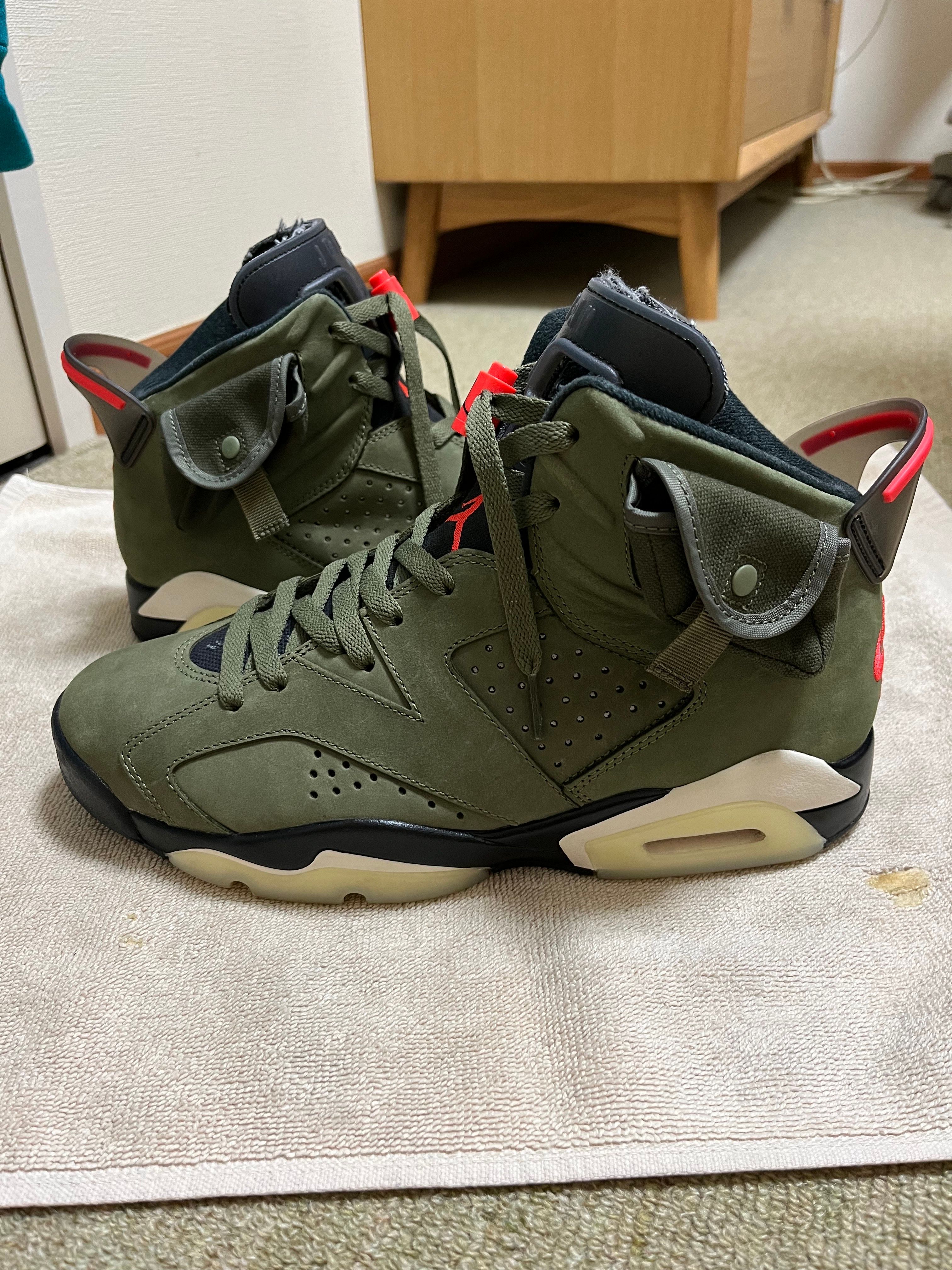 Travis Scott × Nike Air Jordan 6 Retro "Medium Olive"
