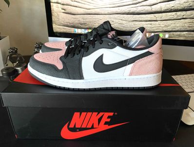 Nike Air Jordan 1 Low OG "Bleached Coral"