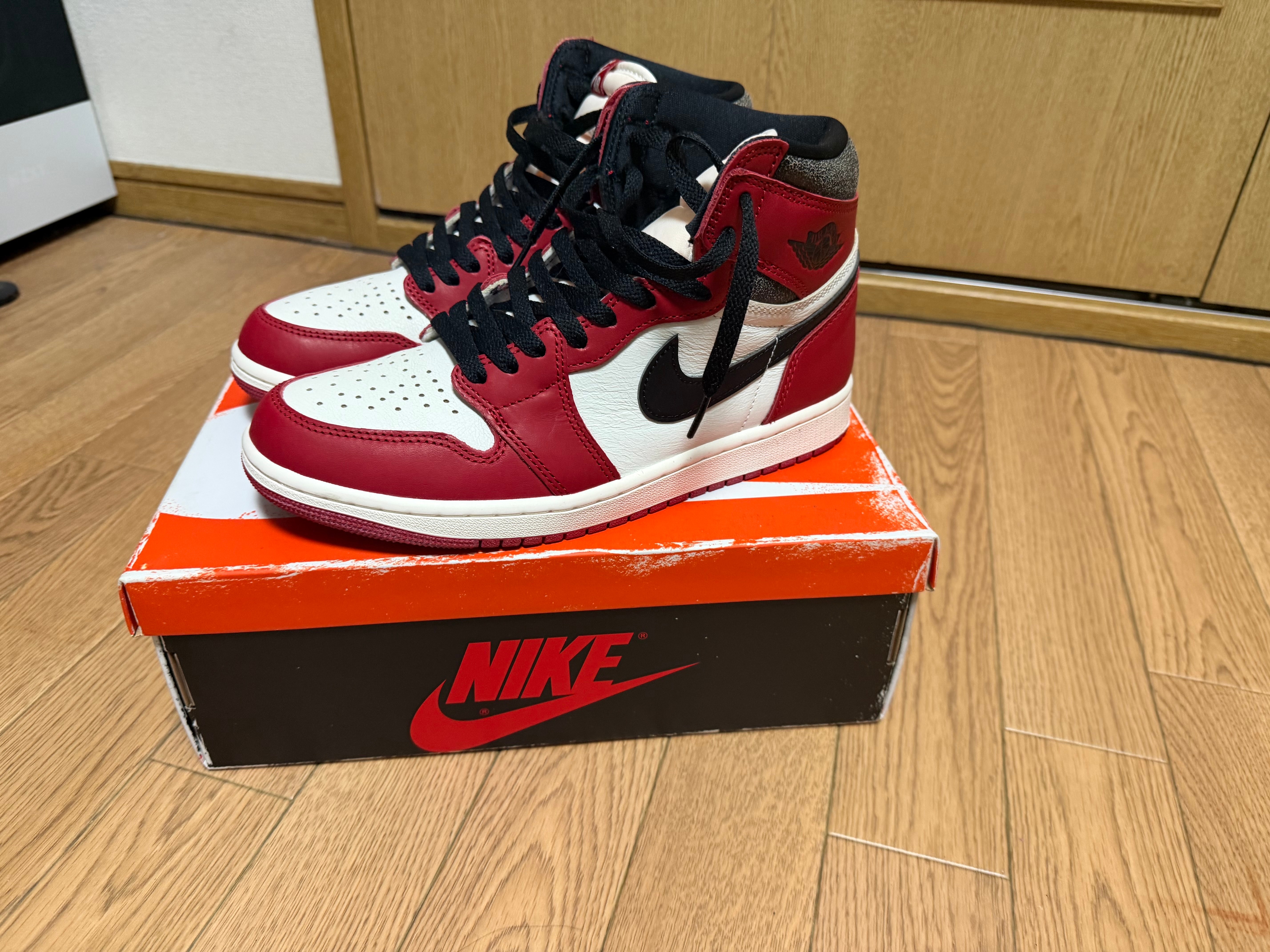 Nike Air Jordan 1 High OG "Lost & Found/Chicago"