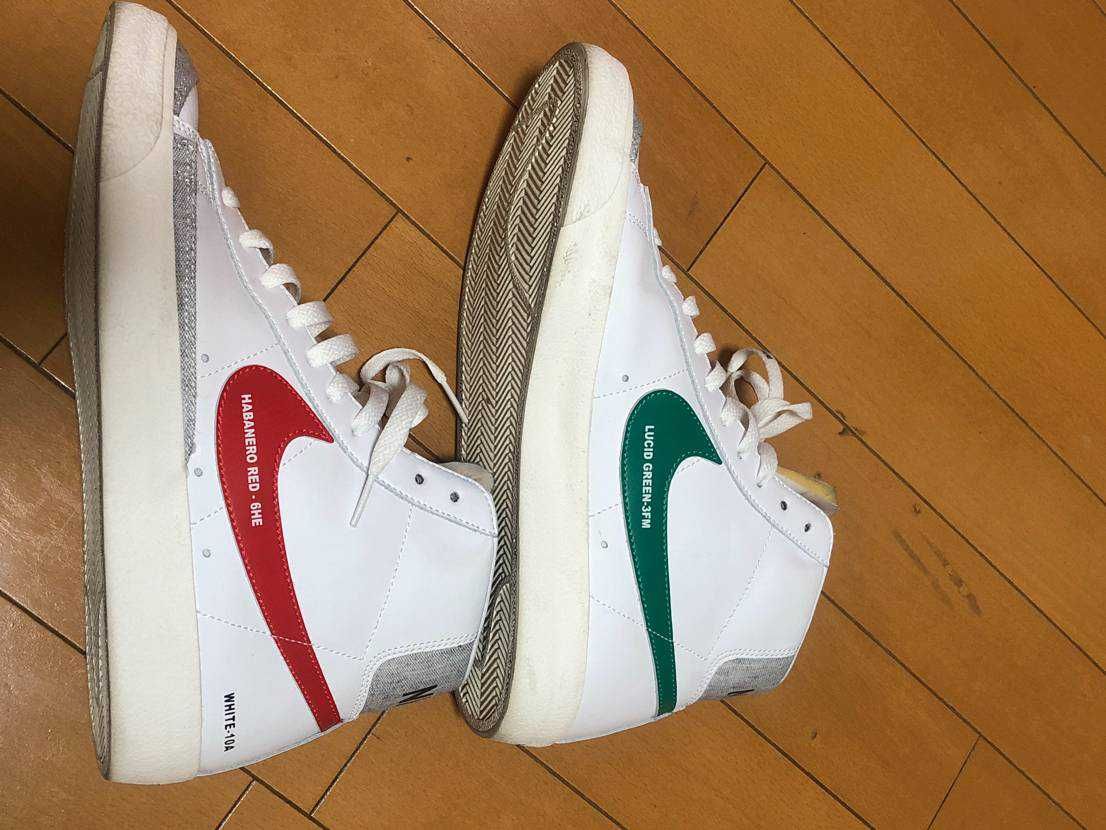 NIKE Women's MID BLAZER 77 "WHITE"