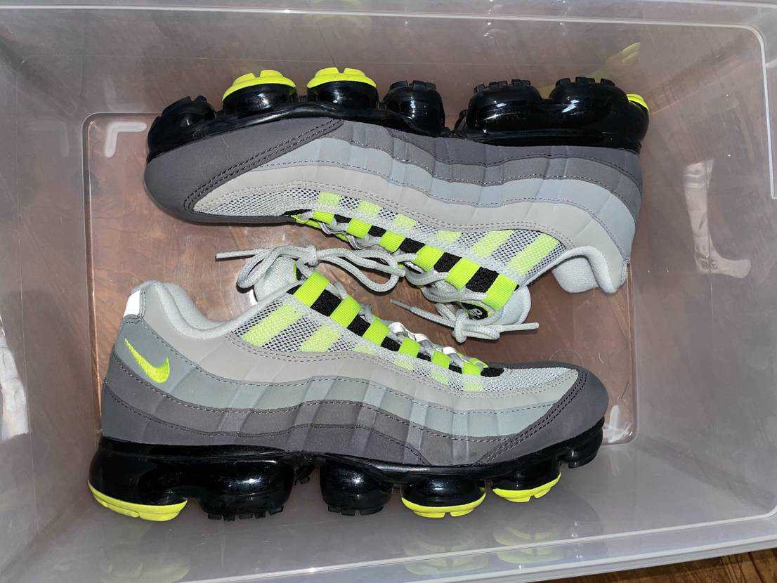 Nike Air Vapormax 95 "Neon"