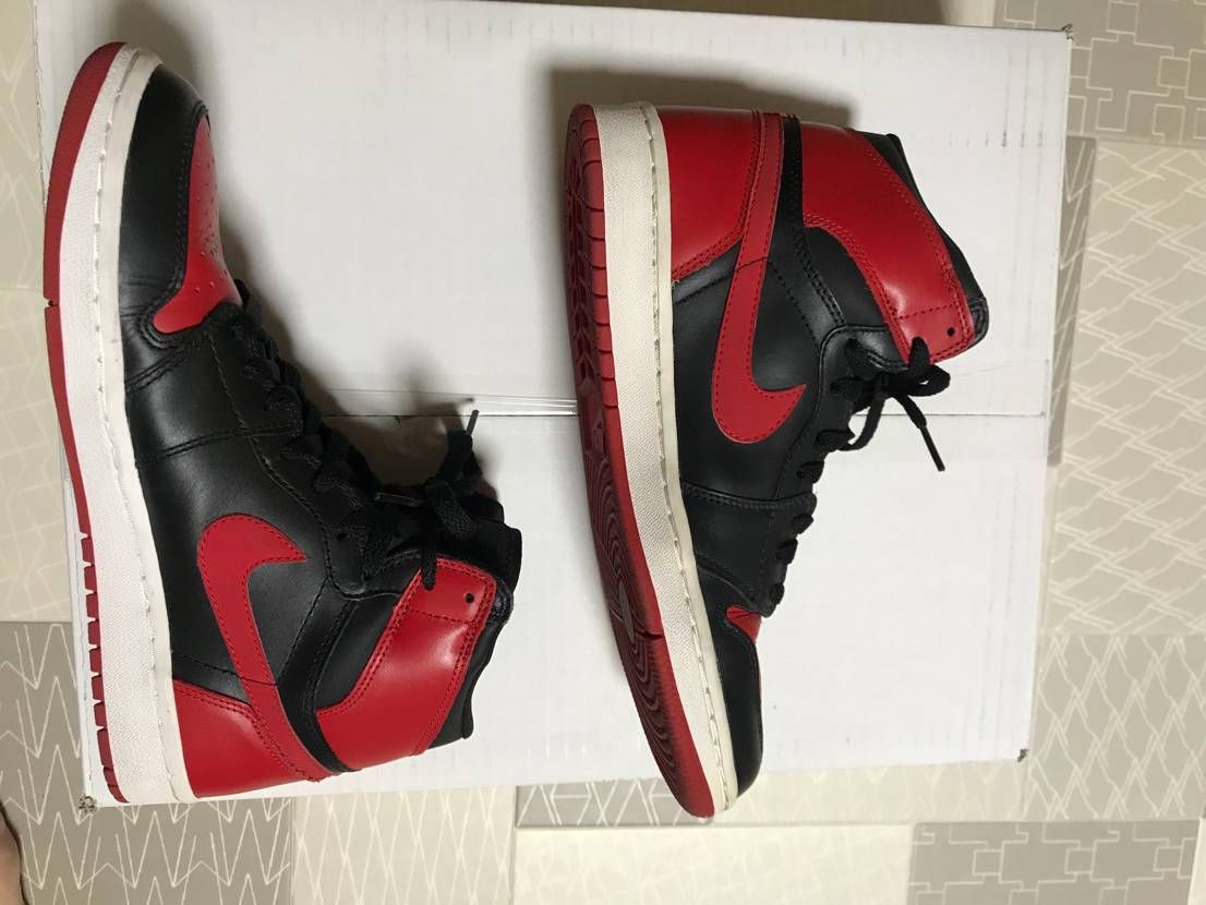 Nike Air Jordan 1 Retro High "Black Varsity Red/Bred"(2001)