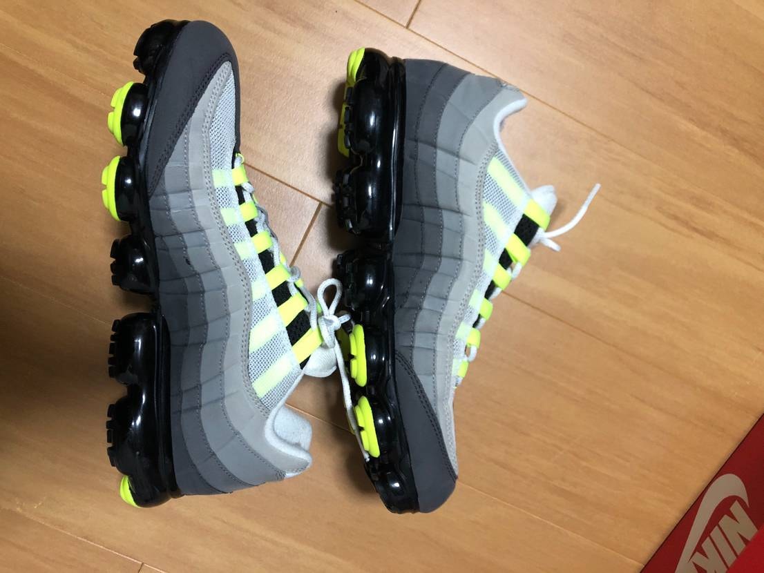 Nike Air Vapormax 95 "Neon"