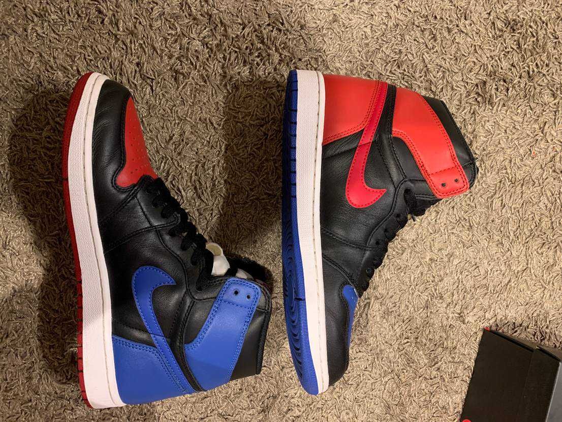 Nike Air Jordan 1 Retro High "Top 3"
