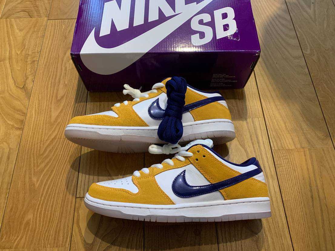 Nike SB Dunk Low "Laser Orange"