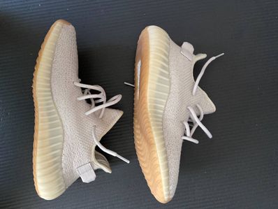 adidas YEEZY BOOST 350 V2 "Sesame"