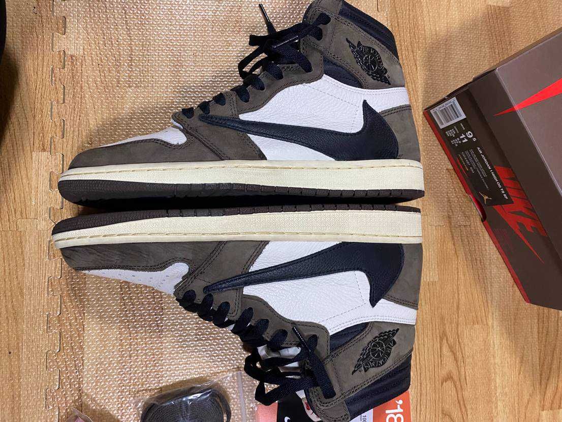 Travis Scott × Nike Air Jordan 1 Retro High OG TS SP "Sail/Dark Mocha"