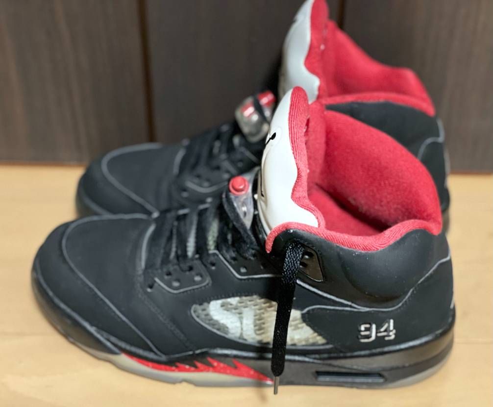Supreme × Nike Air Jordan 5 Retro "Black"
