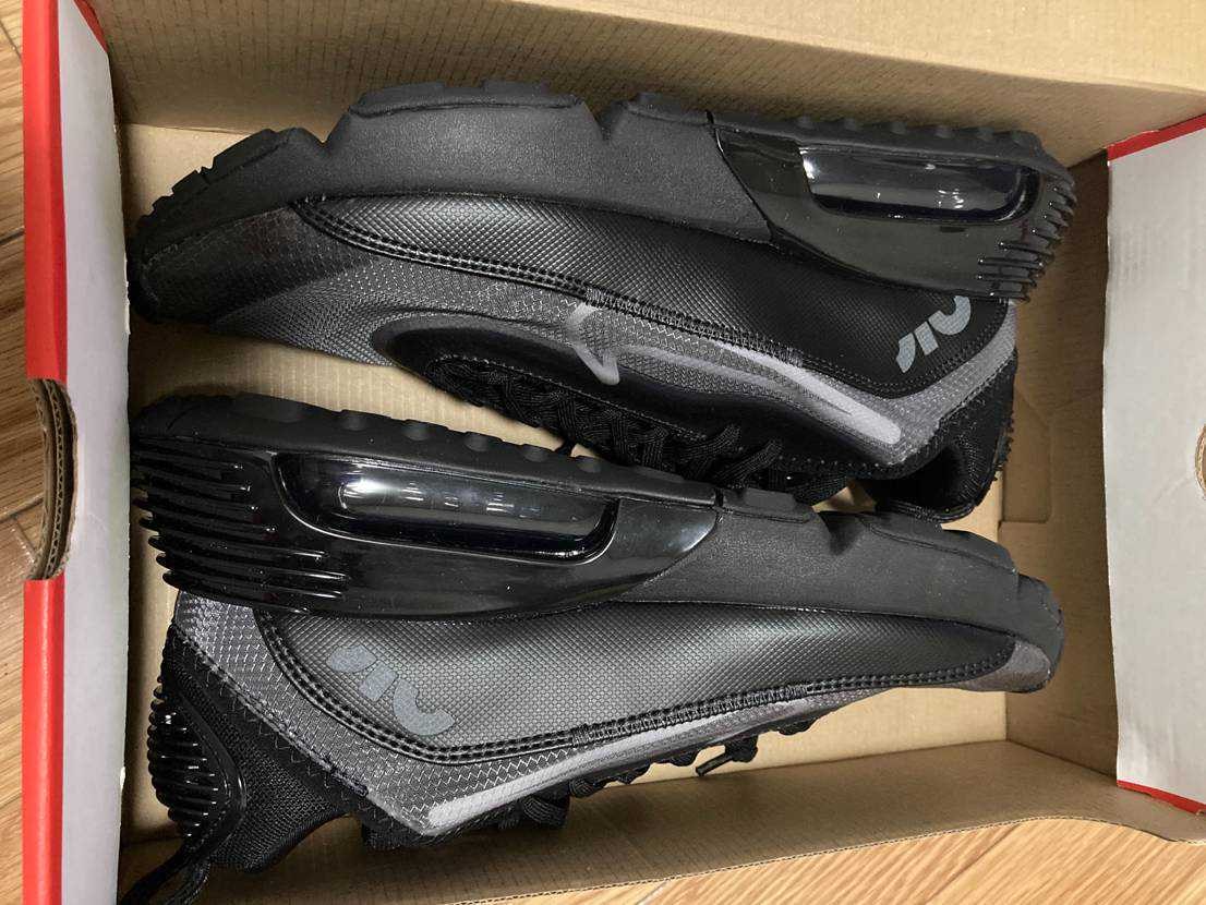 NIKE AIR MAX 2090"BLACK"