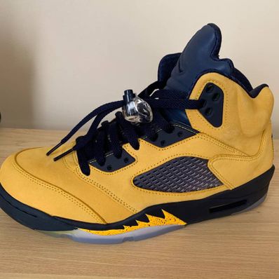 NIKE AIR JORDAN 5 "MICHIGAN"