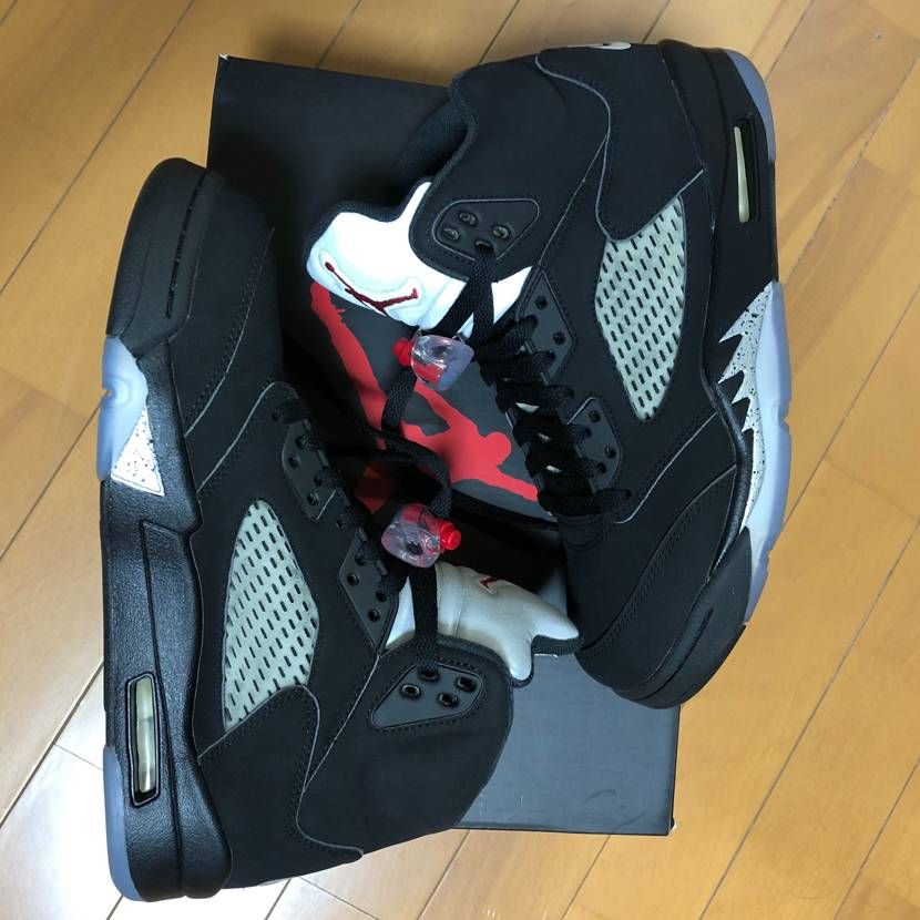 Nike Air Jordan 5 Retro OG "Black/Fire Red/Metallic Silver/White" (2016)