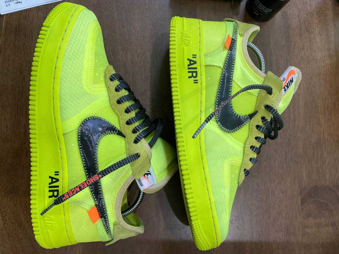 Off-White × Nike Air Force 1 Low "Volt"