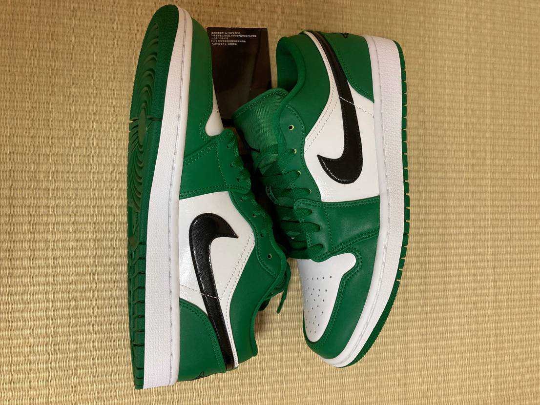 NIKE AIR JORDAN 1 LOW "PINE GREEN/WHITE"