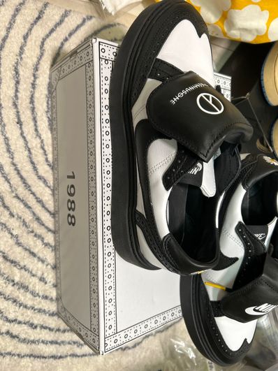 PEACEMINUSONE × Nike Kwondo 1 "Black and White" / G-DRAGON