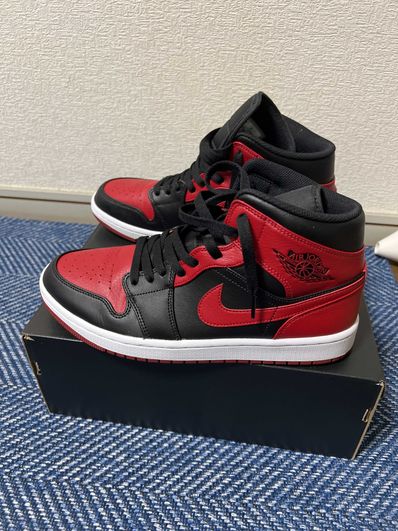 Nike Air Jordan 1 Mid "Bred"