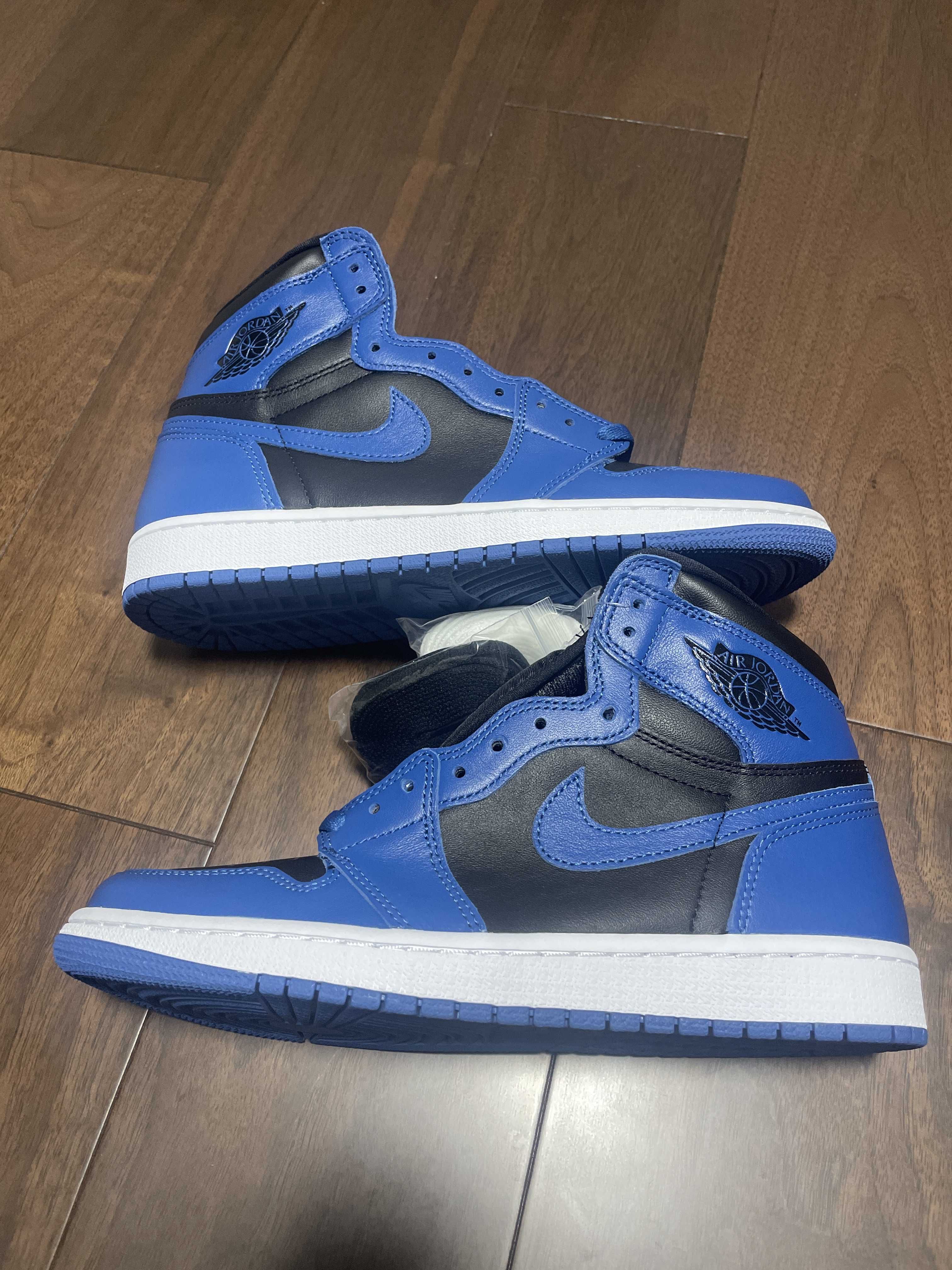 Nike Air Jordan 1 Retro High OG "Dark Marina Blue"