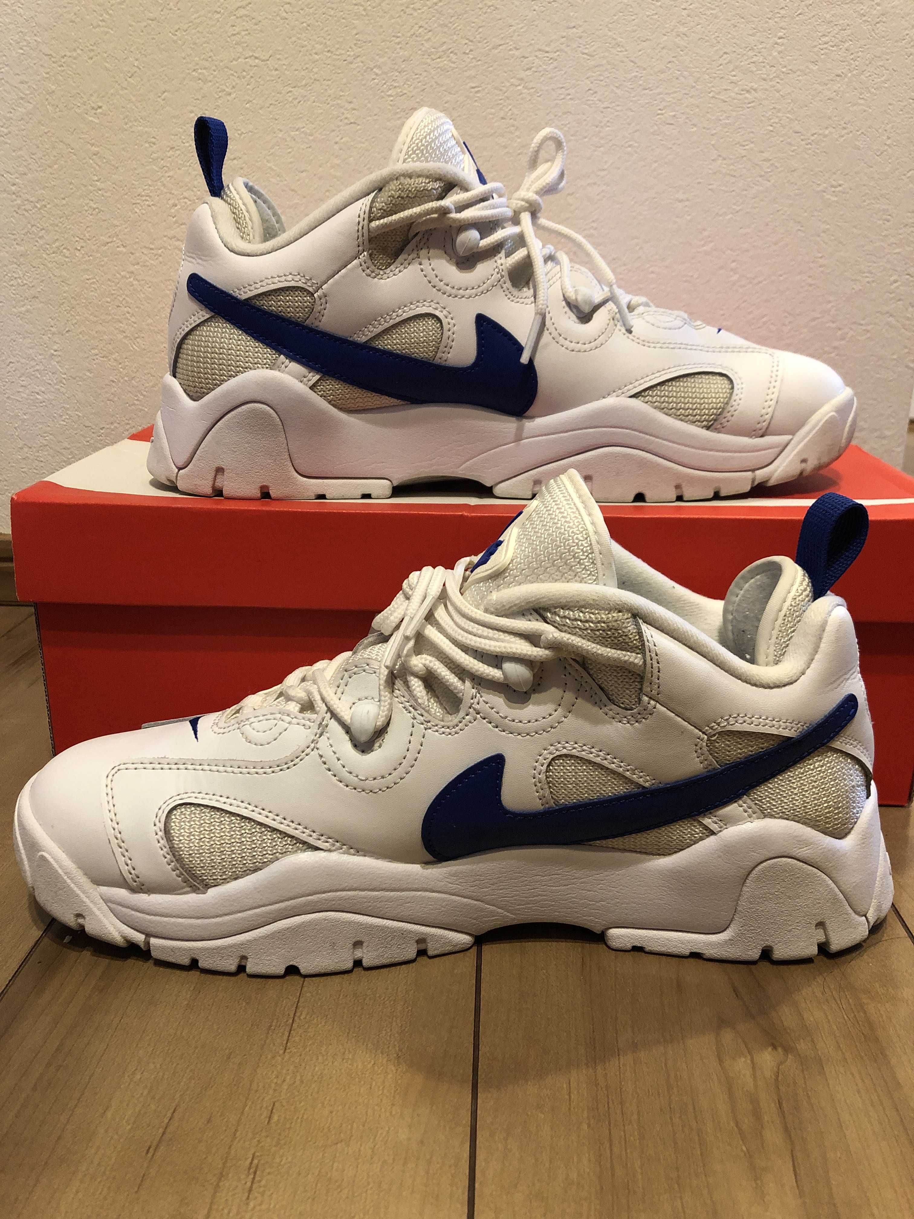 NIKE AIR BARRAGE LOW "WHITE/BLUE"