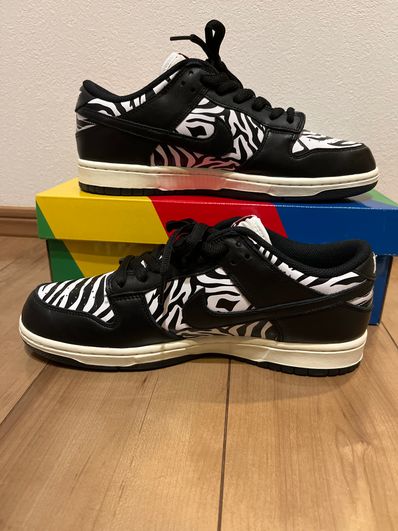 Quartersnacks × Nike SB Dunk Low "Zebra Cake/Safari"