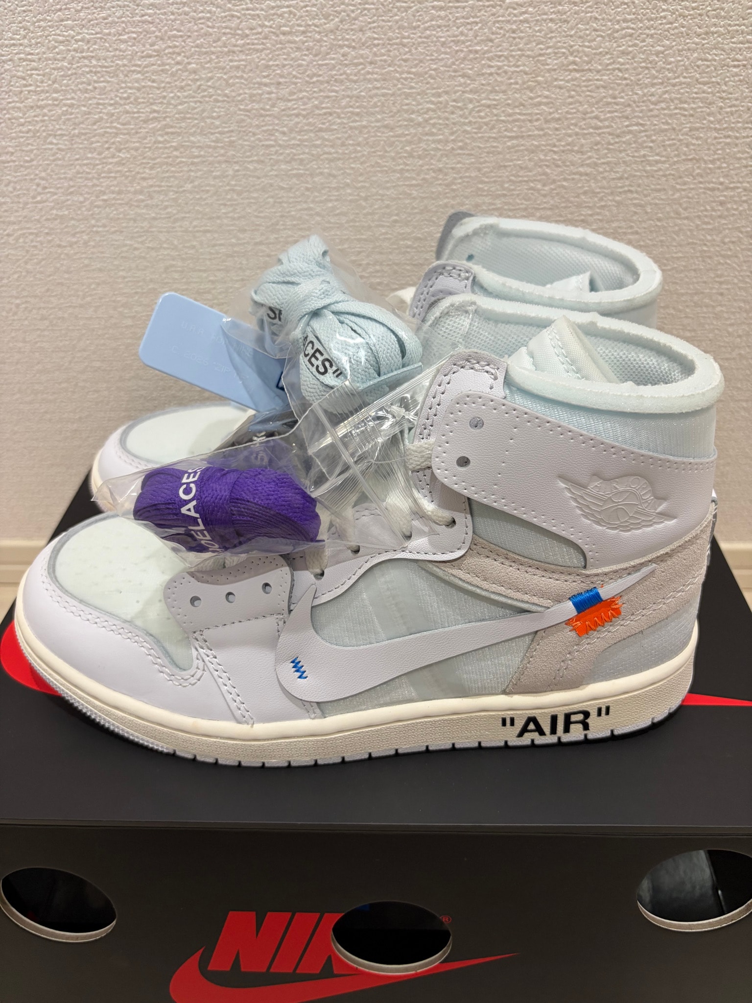 Virgil Abloh Archive (V.A.A.) × Nike Air Jordan 1 Retro High OG "Alaska"