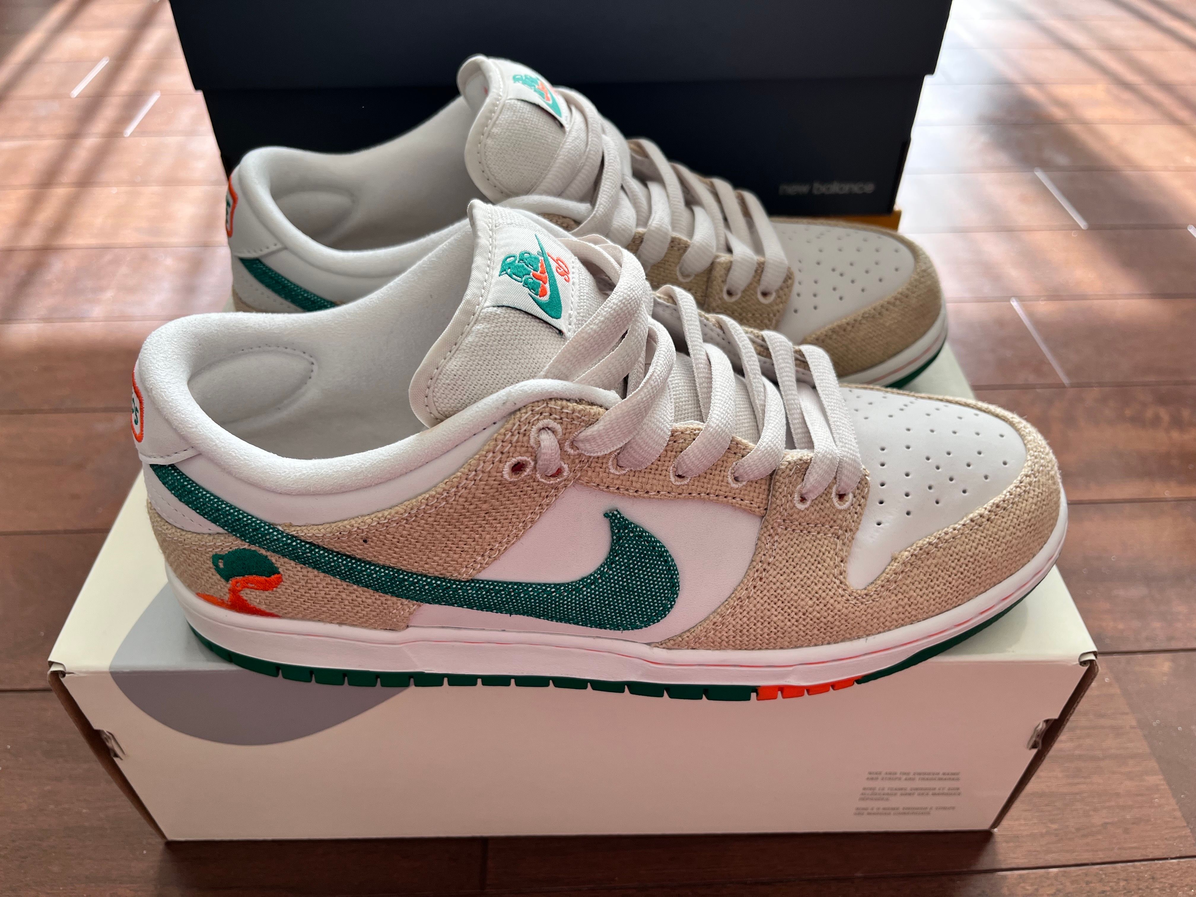 Jarritos × Nike SB Dunk Low "Phantom and Malachite"