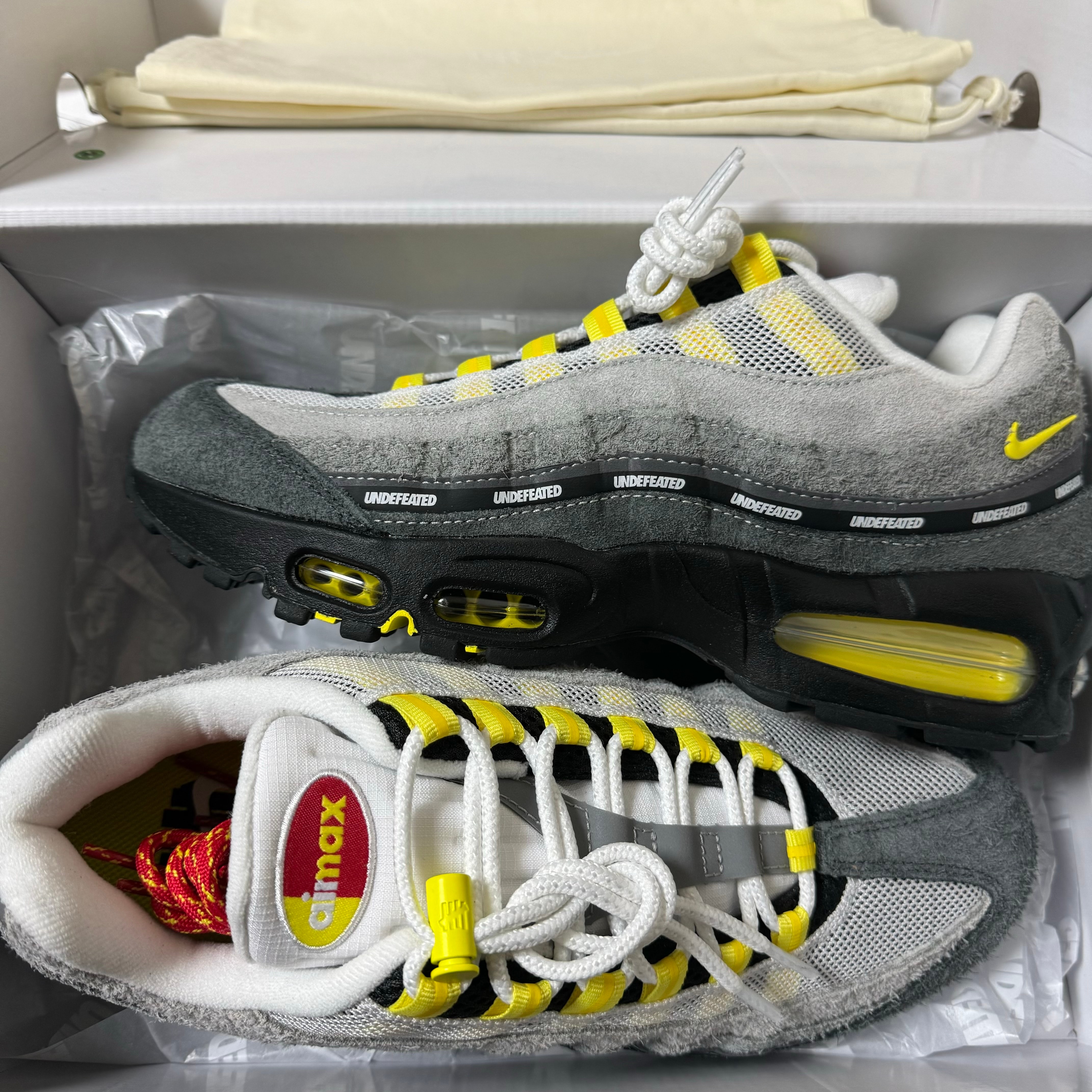 UNDEFEATED × Nike Air Max 95 SP "Opti Yellow" (Shanghai Exclusive) (Serial Numbered/600 pairs)