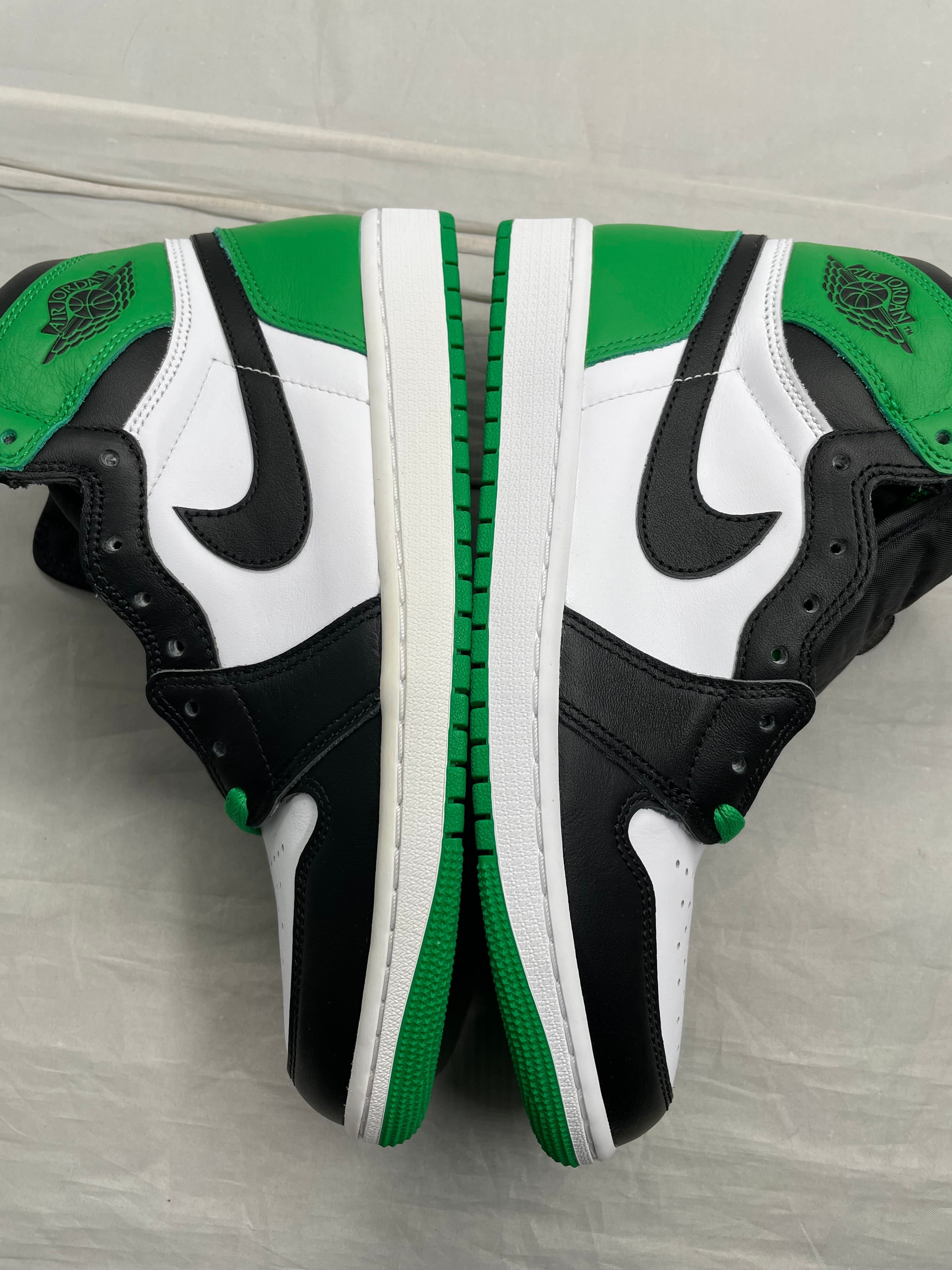 Nike Air Jordan 1 Retro High OG "Celtics/Black and Lucky Green" (2023)