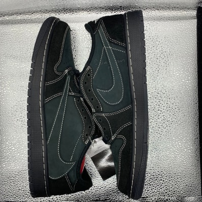 Travis Scott × Nike Air Jordan 1 Low OG SP "Black Phantom"