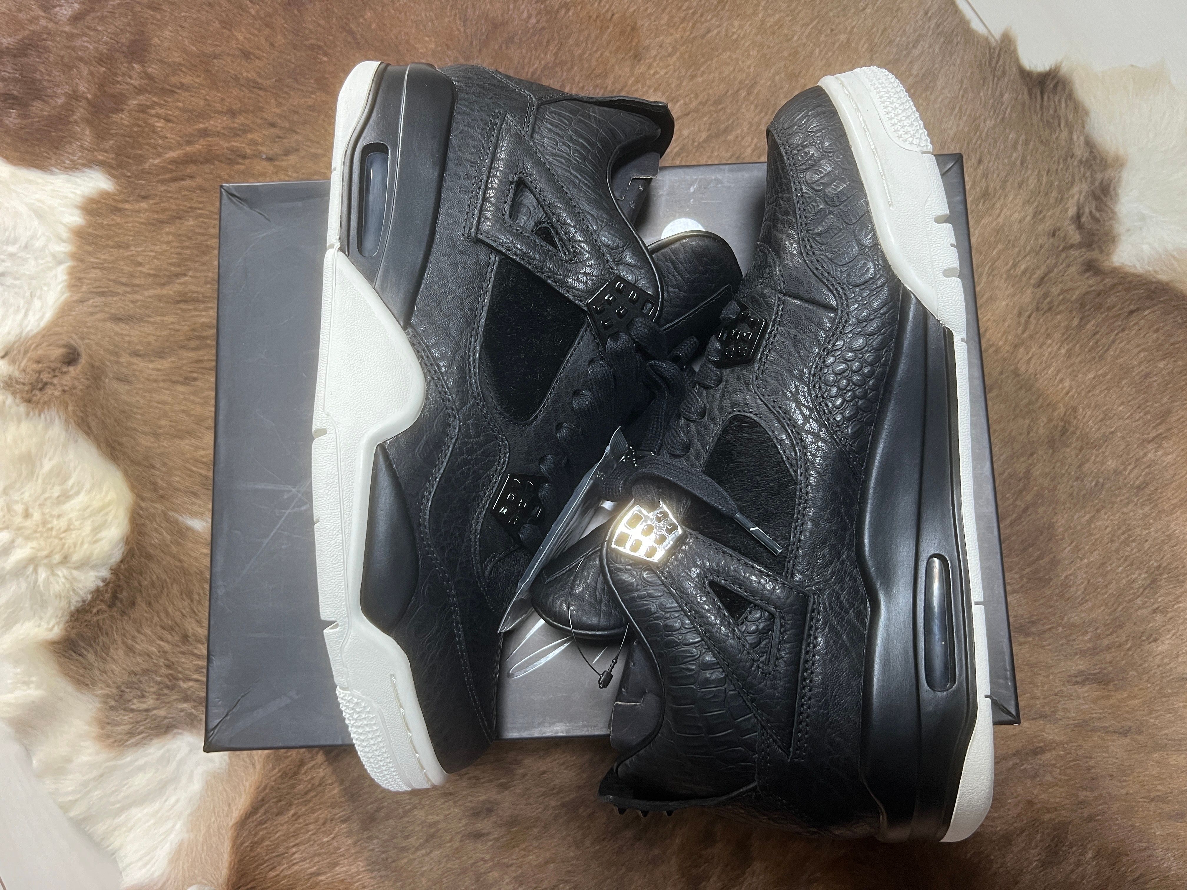 NIKE AIR JORDAN 4 RETRO PONY HAIR BLACK