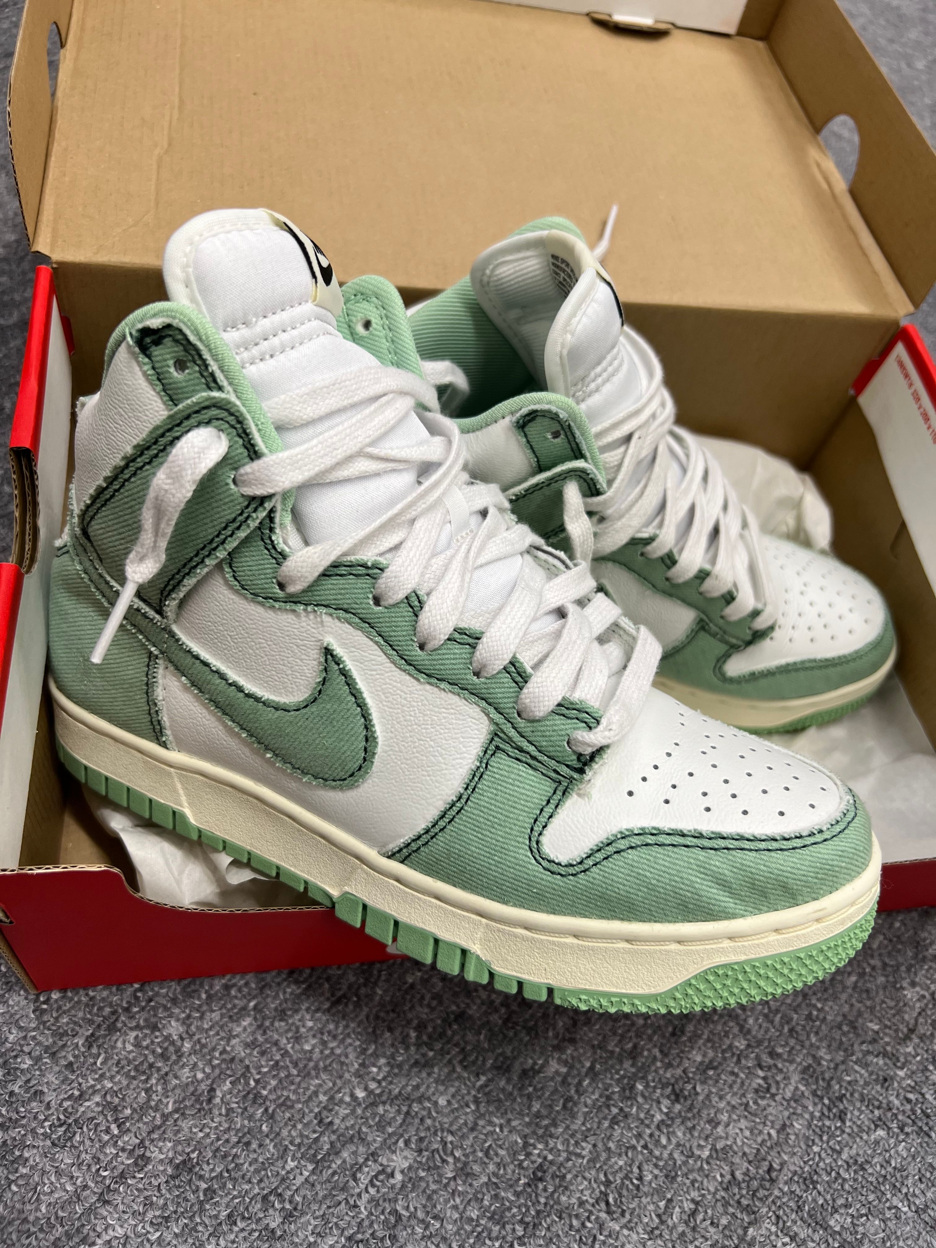 Nike Women's Dunk High 1985 "Enamel Green"